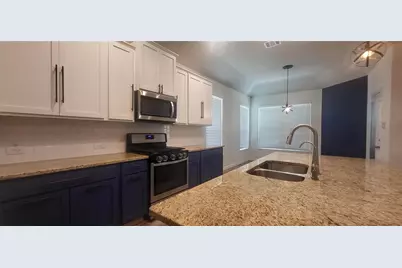 8506 Rialto Canal Loop, Houston, TX 77044 - Photo 8