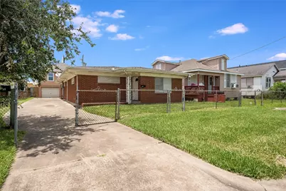 4816 Avenue K, Galveston, TX 77551 - Photo 2