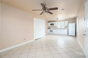 4816 Avenue K, Galveston, TX 77551 - Photo 10