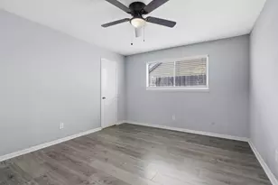12811 Club Ln, Houston, TX 77099 - Photo 18