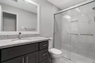 12811 Club Ln, Houston, TX 77099 - Photo 16