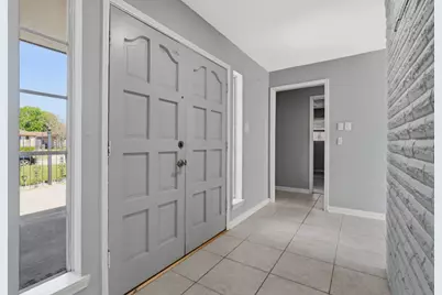 12811 Club Lane, Houston, TX 77099 - Photo 4