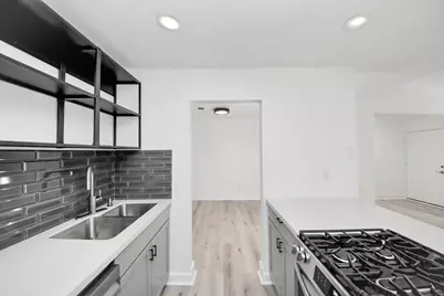 1014 Graham Drive #B4, Tomball, TX 77375 - Photo 14
