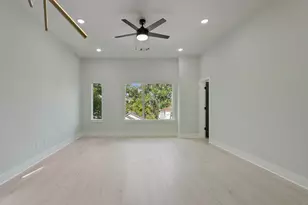 1216 Johnston St, Houston, TX 77022 - Photo 12