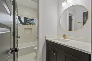 1216 Johnston St, Houston, TX 77022 - Photo 18