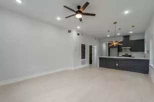 1216 Johnston St, Houston, TX 77022 - Photo 8