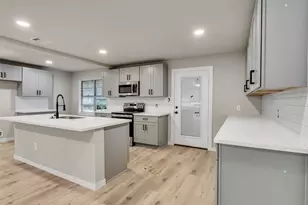 3709 Kettering Ave, Bay City, TX 77414 - Photo 8