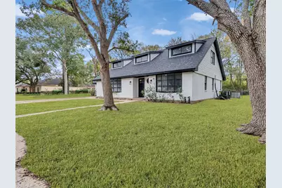 3709 Kettering Avenue, Bay City, TX 77414 - Photo 2