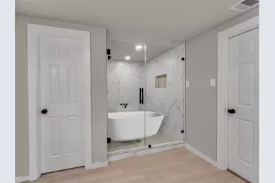 3709 Kettering Avenue, Bay City, TX 77414 - Photo 16