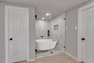 3709 Kettering Ave, Bay City, TX 77414 - Photo 16