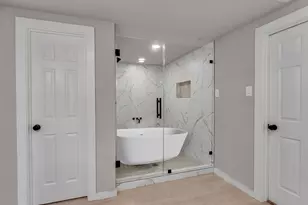 3709 Kettering Ave, Bay City, TX 77414 - Photo 20