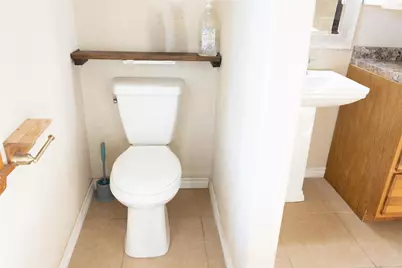 304 Van Winkle Street, Lake Jackson, TX 77566 - Photo 20