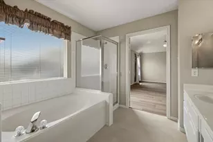 11511 Mill Bridge Ct, Sugar Land, TX 77498 - Photo 22