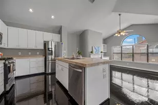 9705 Linkmeadow Ln, Houston, TX 77025 - Photo 10