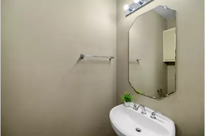 9705 Linkmeadow Lane, Houston, TX 77025 - Photo 12