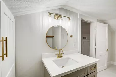 707 N Main Street, Dayton, TX 77535 - Photo 40