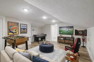 707 N Main St, Dayton, TX 77535 - Photo 34