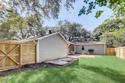 707 N Main Street, Dayton, TX 77535 - Photo 42