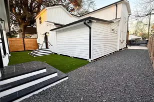 1617 Common St, Houston, TX 77009 - Photo 40