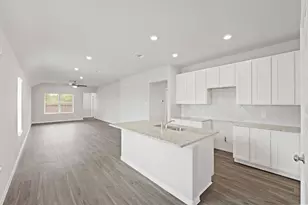 15602 Coneflower Hls Dr, Houston, TX 77090 - Photo 4