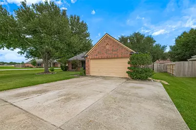 3803 Doveswood Circle, Needville, TX 77461 - Photo 2