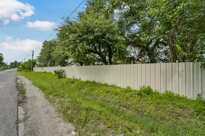 9017 Dodson Street, Houston, TX 77093 - Photo 12