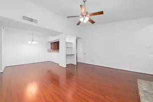2001 Bering Dr, Houston, TX 77057 - Photo 10
