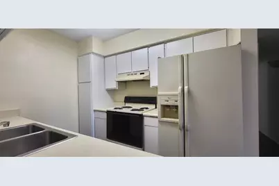 2822 S Bartell Drive #21, Houston, TX 77054 - Photo 6