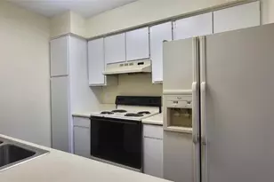 2822 S Bartell Dr, Houston, TX 77054 - Photo 6
