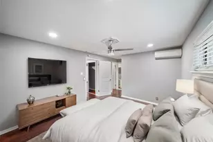 311 Hawthorne St, Houston, TX 77006 - Photo 14