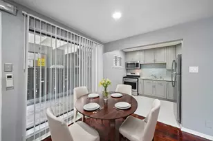 311 Hawthorne St, Houston, TX 77006 - Photo 6