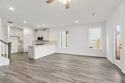 2210 Villa Clara Drive, Friendswood, TX 77546 - Photo 4