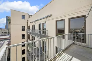 915 Franklin St, Houston, TX 77002 - Photo 18