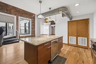 915 Franklin St, Houston, TX 77002 - Photo 10