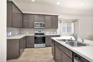 223 Shoreview Dr, Conroe, TX 77303 - Photo 18