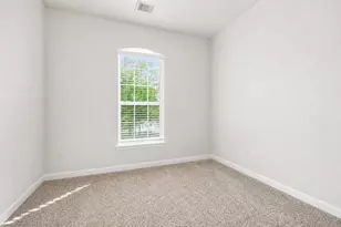 214 Water Grass Trl, Clute, TX 77531 - Photo 18