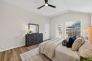 3311 S Briar Knoll Dr, Houston, TX 77082 - Photo 18