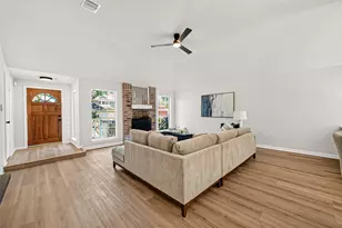 3311 S Briar Knoll Dr, Houston, TX 77082 - Photo 8
