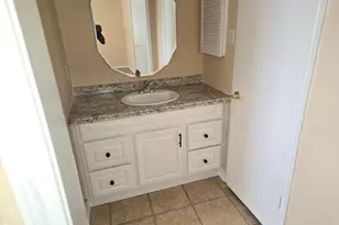7911 Southmeadow Dr, Houston, TX 77071 - Photo 12