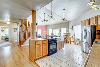1508 Highway 87, Gilchrist, TX 77617 - Photo 10