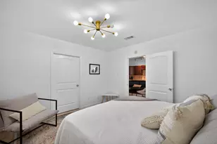 2219 Sealy St, Galveston, TX 77550 - Photo 28
