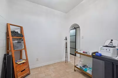 2219 Sealy Street, Galveston, TX 77550 - Photo 14