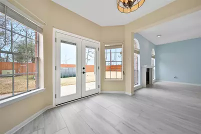 3039 Creek Manor Drive, Kingwood, TX 77339 - Photo 12