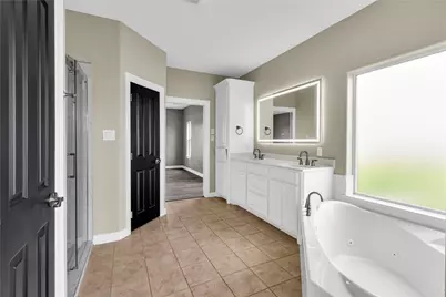 863 Bunkhouse Trail, Angleton, TX 77515 - Photo 10