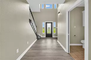 863 Bunkhouse Trail, Angleton, TX 77515 - Photo 2