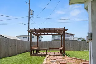 4014 Kent Dr, Galveston, TX 77554 - Photo 24