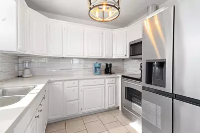 4014 Kent Drive, Galveston, TX 77554 - Photo 8