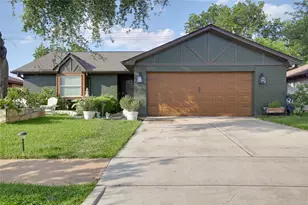 14006 Towneway Dr, Sugar Land, TX 77498 - Photo 2