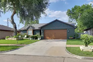 14006 Towneway Dr, Sugar Land, TX 77498 - Photo 44