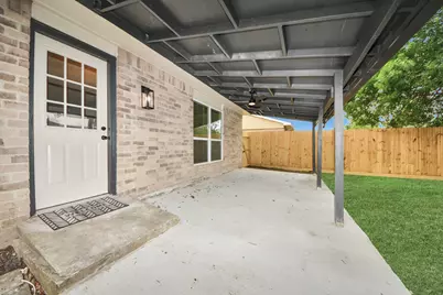14511 Dartwood Drive, Houston, TX 77049 - Photo 36